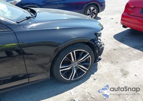 2019 Volvo S60 Hybrid T8 R-Design from USA, damaged, VIN 7JRBR0FM2KG018066
